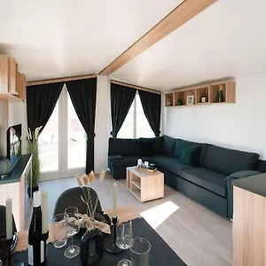 Gemuetliches Voll Ausgestattes Tiny House Vilseck